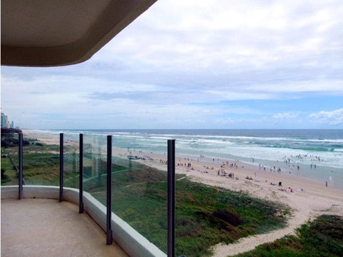 Dorchester On The Beach - QLD Tourism 3