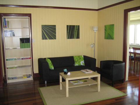 Eco Queenslander Holiday Home - QLD Tourism 3