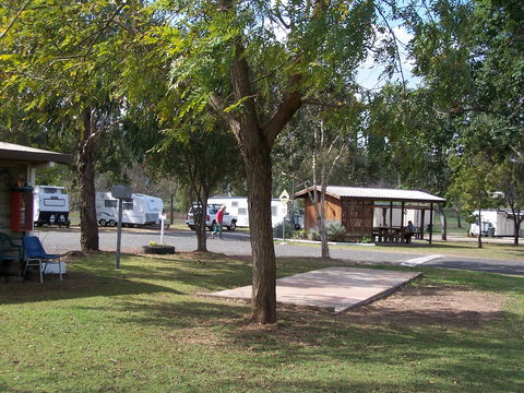 Eidsvold Caravan Park - QLD Tourism 0