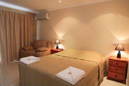 Emerald Central Palms Motel - QLD Tourism 1