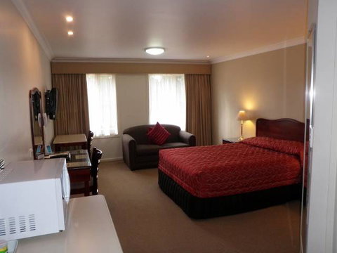 Endeavour Court Motor Inn - QLD Tourism 2