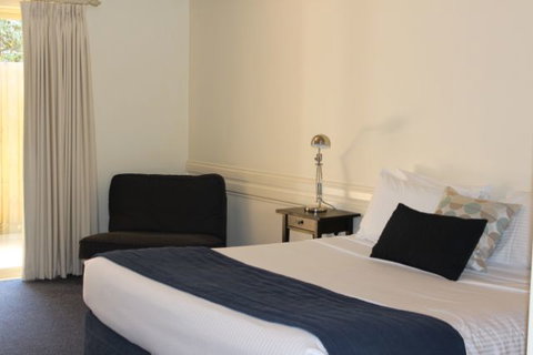 Fairways Resort - Queensland Tourism 1