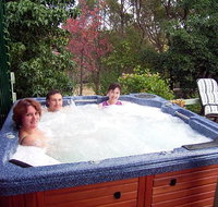 Falls Retreat Bed  Breakfast - QLD Tourism