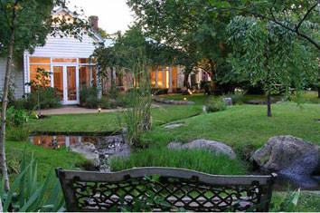 Farmers Arms Retreat - QLD Tourism 1