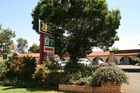 Forest Lodge Motor Inn & Restaurant - QLD Tourism 5