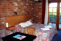 Goolwa Central Motel - Queensland Tourism 1