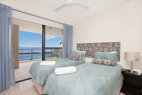 Harbour Lights - Queensland Tourism 2