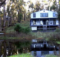 Hidden Grove Retreat - QLD Tourism