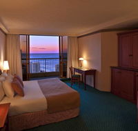 Hotel Grand Chancellor Surfers Paradise - QLD Tourism