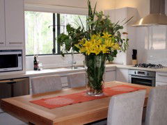 Jarrah Grove Retreat - Queensland Tourism 2