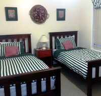Jenoma Cottage - QLD Tourism