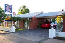 Jolly Swagman Motor Inn - QLD Tourism 0
