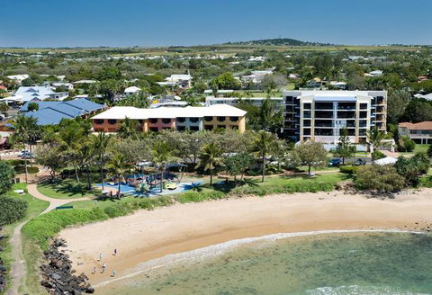 Kacy's Bargara Beach Motel - QLD Tourism 0