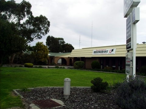 Keith Motor Inn - QLD Tourism 0