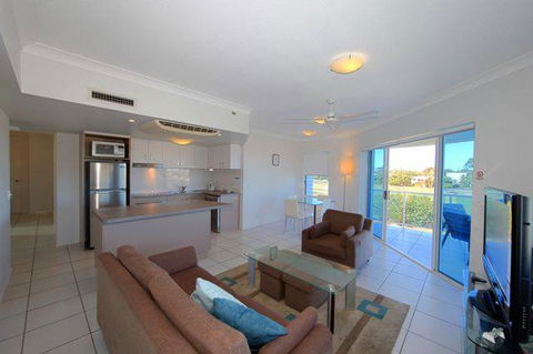 Koola Beach Apartments Bargara - QLD Tourism 0