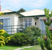 Lady Barron Holiday Home - QLD Tourism