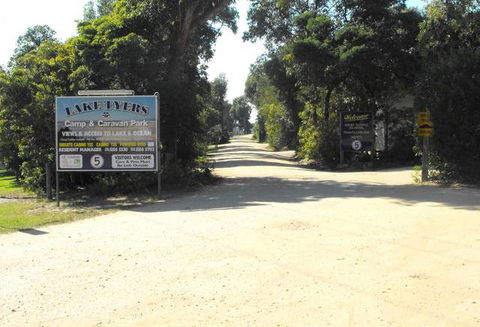 Lake Tyers Camp & Caravan Park - QLD Tourism 5