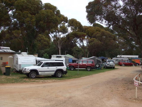 Laura Community Caravan Park - QLD Tourism 4
