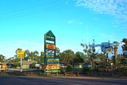 Lightning Ridge Outback Resort & Caravan Park - QLD Tourism 4