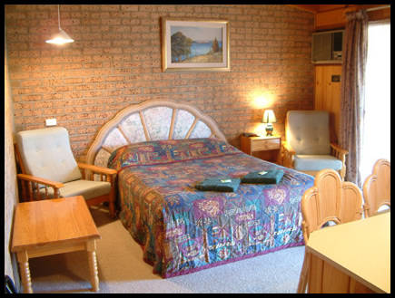 Lightning Ridge Outback Resort & Caravan Park - QLD Tourism 2