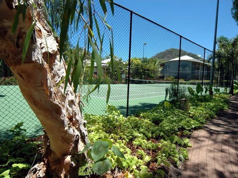 Marlin Cove Resort - QLD Tourism 2