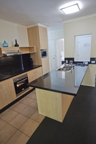 Marlin Cove Resort - QLD Tourism 5