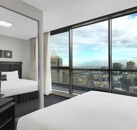 Meriton Serviced Apartments - Campbell Street - Queensland Tourism