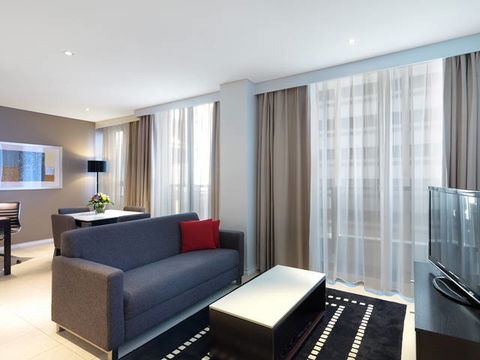 Meriton Serviced Apartments - Pitt Street - Queensland Tourism 0