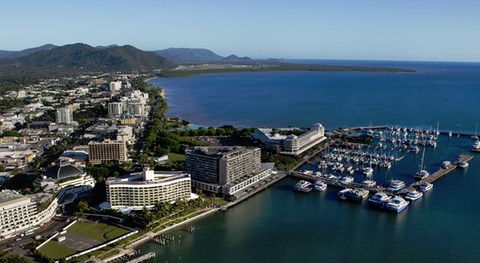 Hilton Cairns - Queensland Tourism 0