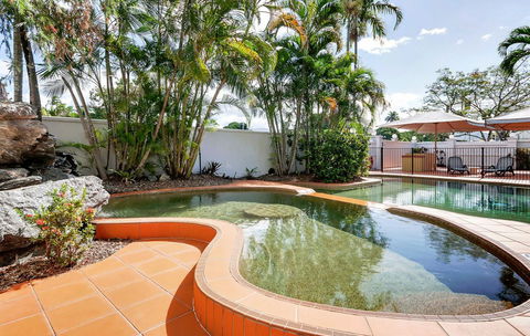 Ibis Styles Cairns - Queensland Tourism 4