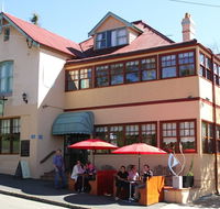 Jamison Guesthouse and The Rooster Restaurant - QLD Tourism