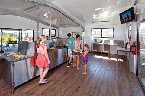 Nambucca River Tourist Park - QLD Tourism 12