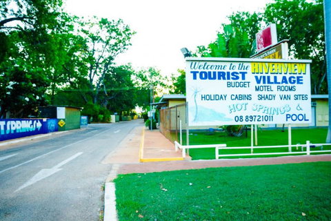 Riverview Tourist Village - QLD Tourism 0