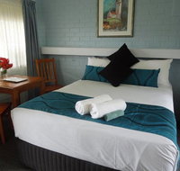 Moore Park Beach Motel - QLD Tourism