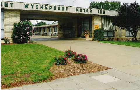 Mount Wycheproof Motor Inn - QLD Tourism 0