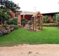 Mulanah Gardens BB Cottages/Wedding Venue - QLD Tourism