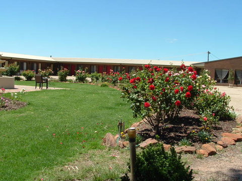 Newell Motor Inn - QLD Tourism 4