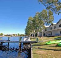Noosa Entrance Waterfront Resort - QLD Tourism
