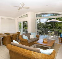 Noosa Outrigger Beach Resort - QLD Tourism