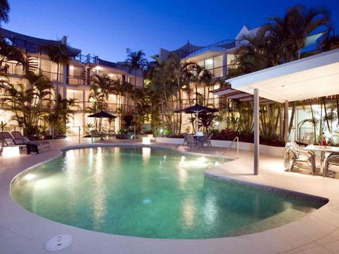 Noosa Tropicana - QLD Tourism 1