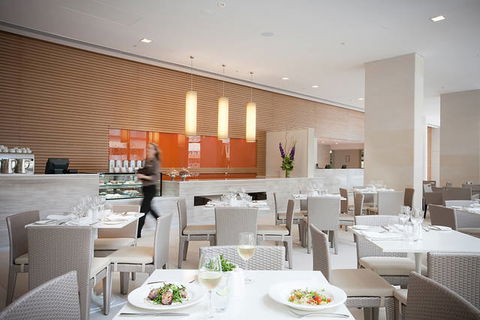 Novotel Newcastle Beach - QLD Tourism 1