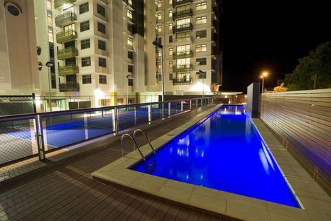 One 30 Esplanade - QLD Tourism 2