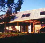 Otago Cottage  Otago Bungalow - QLD Tourism