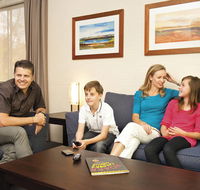 Oxley Court Serviced Apartments - QLD Tourism