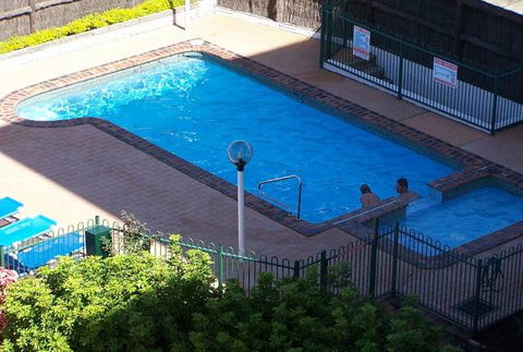 Pacific Surf Absolute Beachfront Apartments - QLD Tourism 2