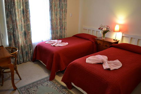 Palms Bed And Breakfast - Queensland Tourism 1
