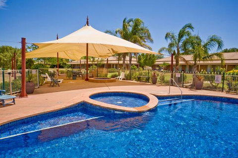 Paradise Lakes Motel - Queensland Tourism 0