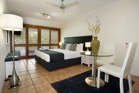 Paradise On The Beach Resort - Queensland Tourism 0