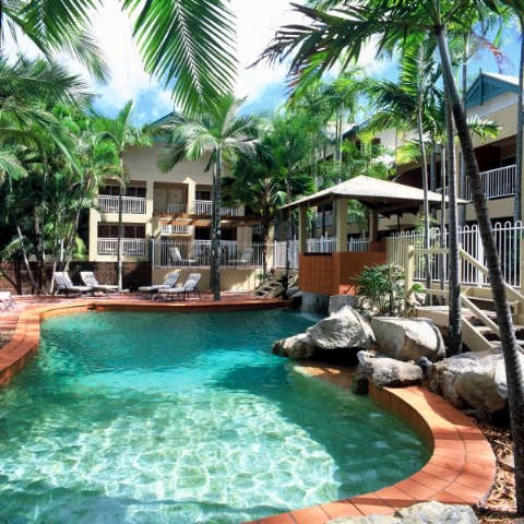 Paradise On The Beach Resort - Queensland Tourism 1
