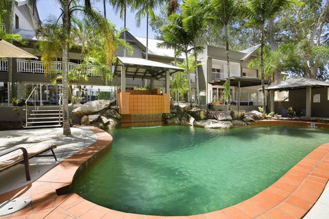 Paradise On The Beach Resort - Queensland Tourism 4